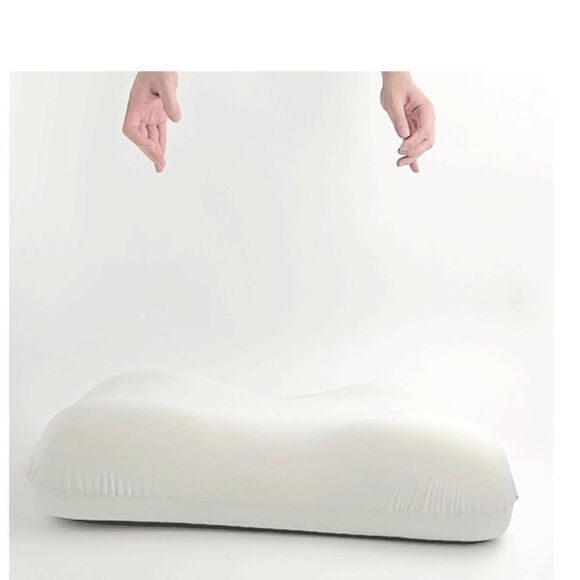 Ergonomic White Pillow for Hybrid Sleepers - Picture 2 of 15